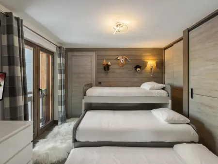Appartement avec Jacuzzi et Parking à Courchevel : photo 12