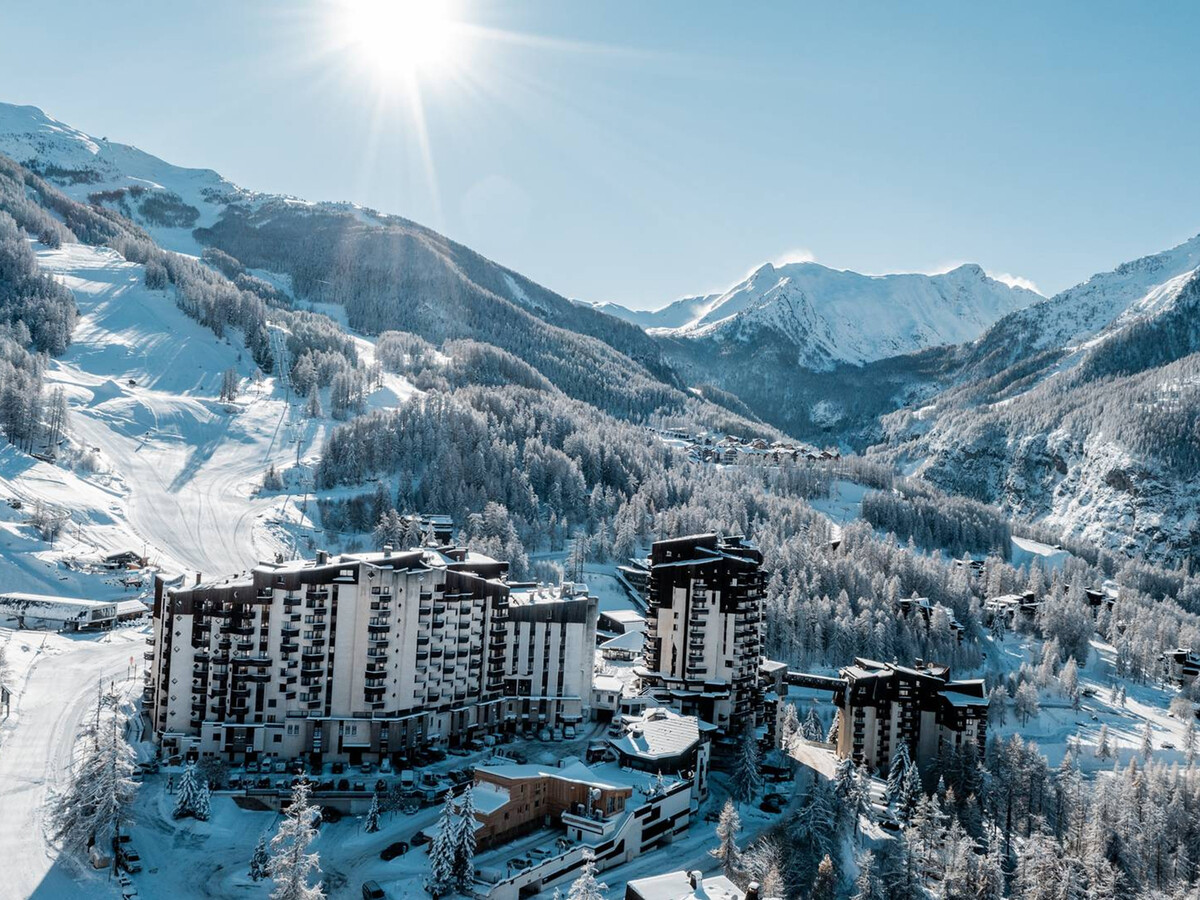Studio 4 pers aux Orres, départs skis aux pieds - Photo 10