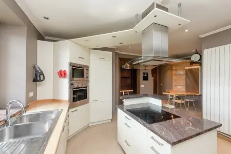 Château de Balmoral – 34 personnes, piscine chauffée : photo 12