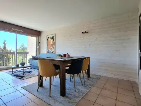 Appartement T3 rénové avec terrasse panoramique à Bolquère : photo 2