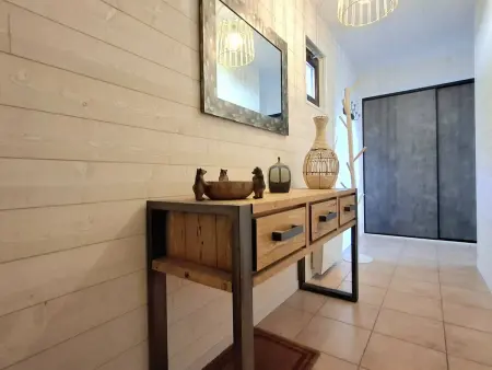 Appartement T3 rénové avec terrasse panoramique à Bolquère : photo 4
