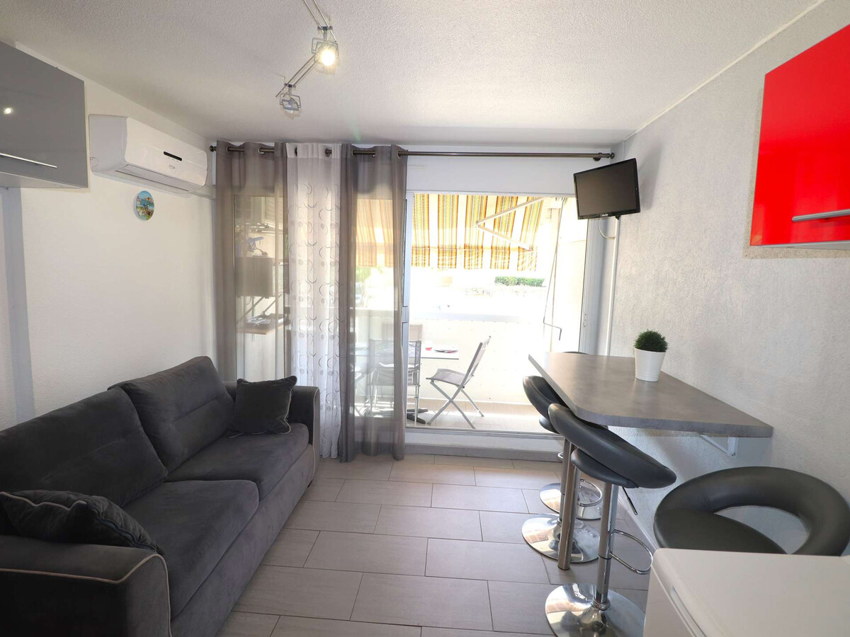 Studio climatisé 4 pers. au Grau-du-Roi, terrasse et parking - Photo 5