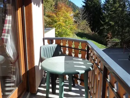 Appartement 2 pièces balcon sud-est avec vue montagnes - Photo 2