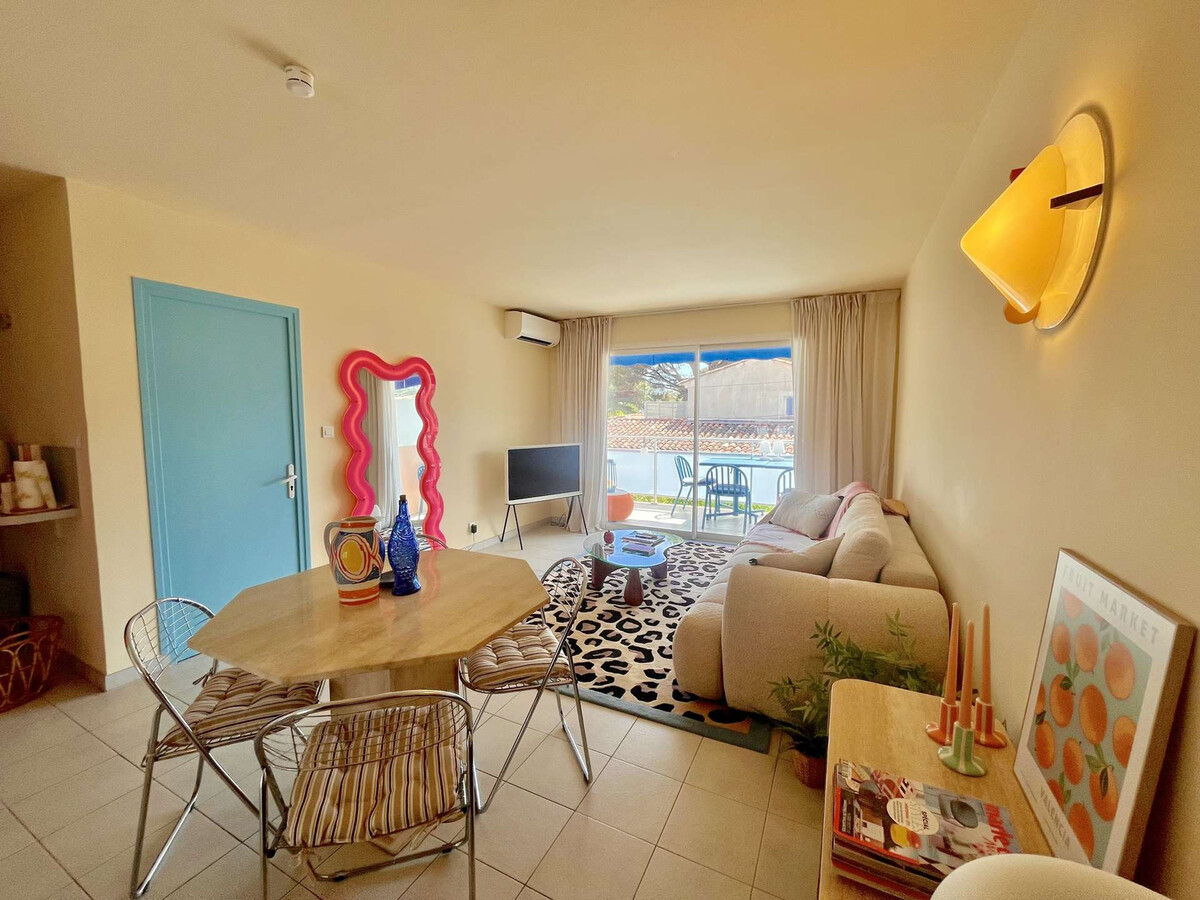 Appartement 1 chambre Cavalaire, terrasse mer et parking - Photo 2