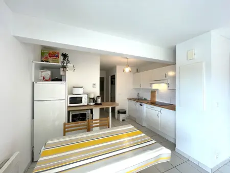 Appartement T3 à 50m de l'océan avec terrasse et parking privé : photo 3