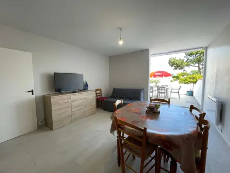 Location appartement à Saint Hilaire de Riez, Appartement rénové 2 pièces, terrasse, parking privé, proche plage et commerces