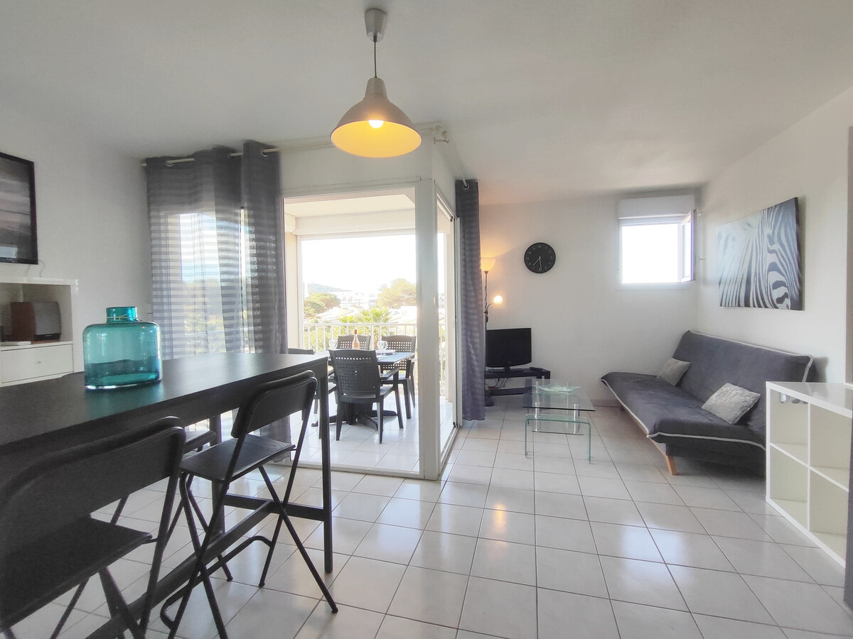 Appartement climatisé 2 pers. Cap d'Agde, terrasse et parking - Photo 3