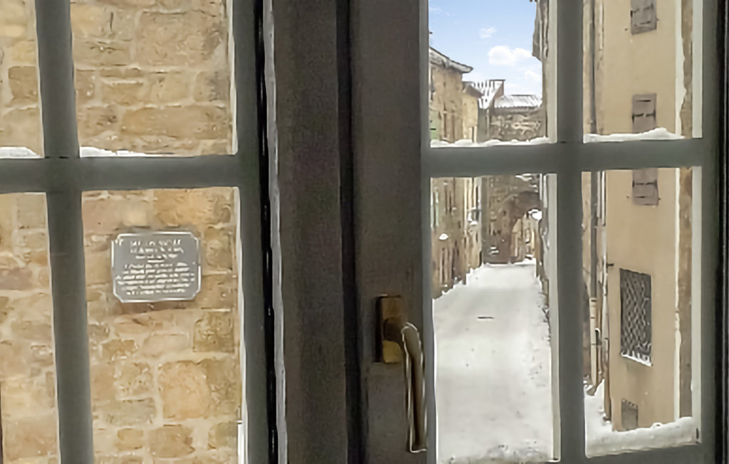 Appartement dans manoir du 15e siècle à Pradelles - Photo 10