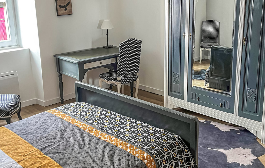 Appartement dans manoir du 15e siècle à Pradelles - Photo 13