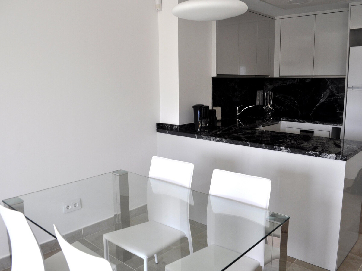 Appartement neuf 1 chambre à Oliva, terrasse et piscine - Photo 8