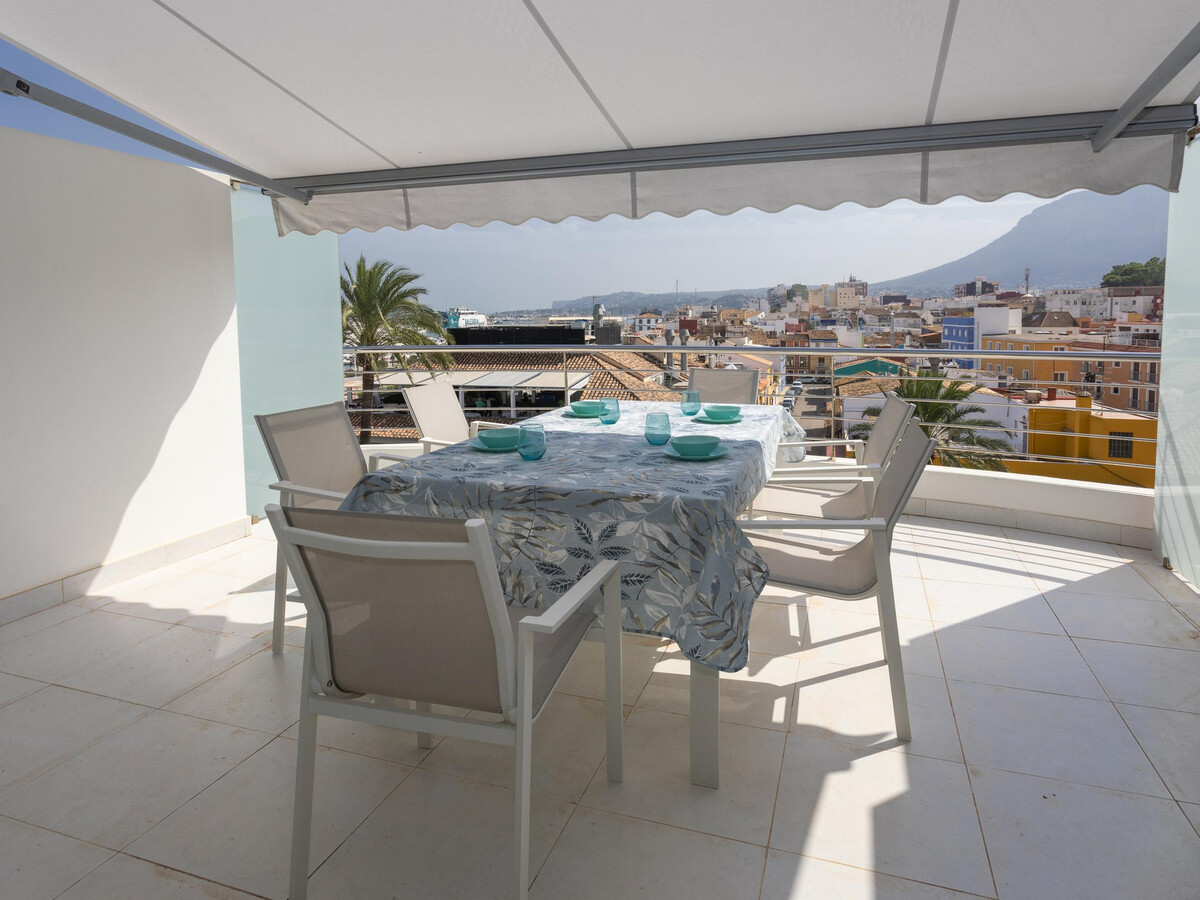 Penthouse 3 chambres à 150m de plage, vue château - Photo 3