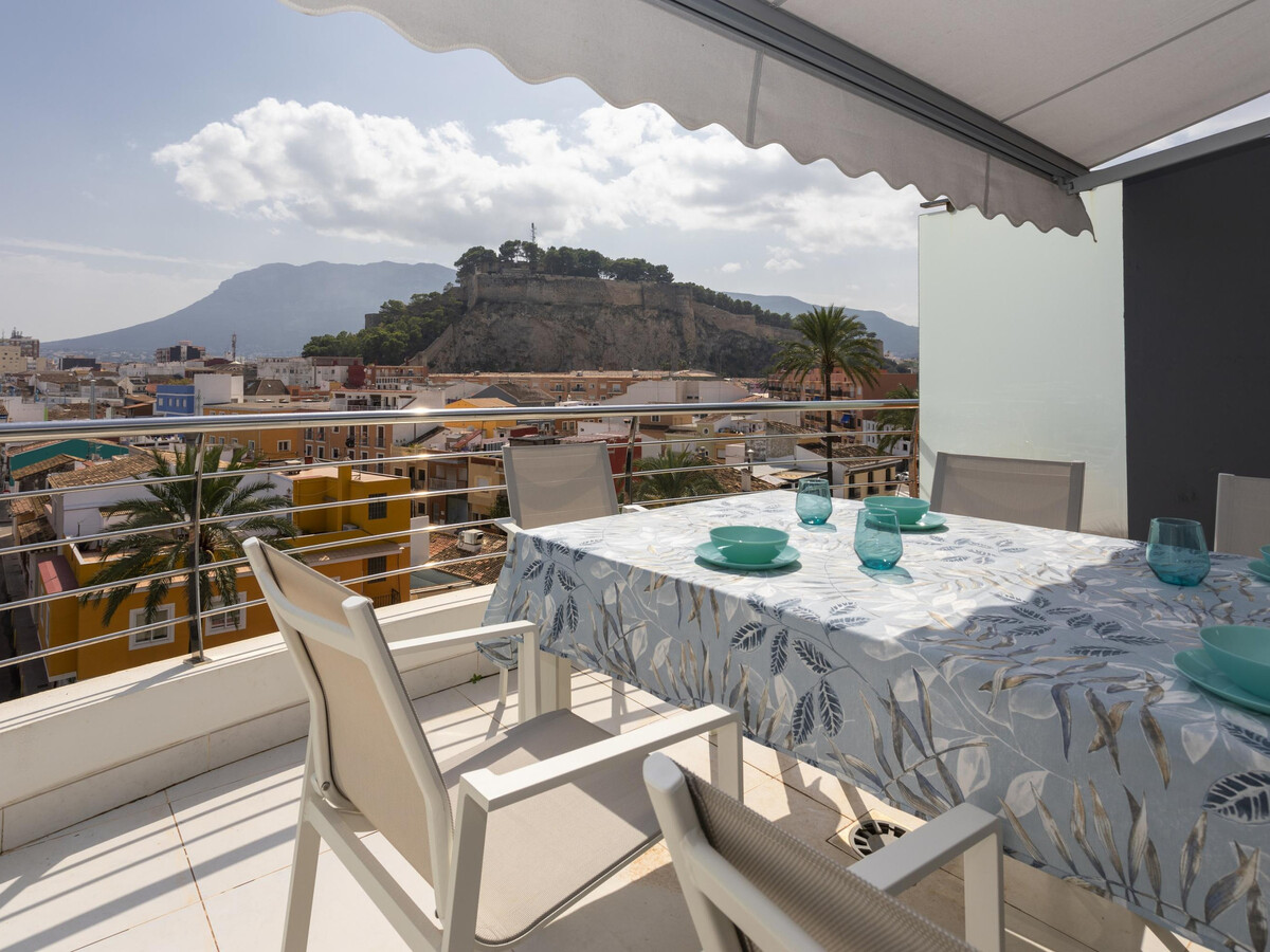 Penthouse 3 chambres à 150m de plage, vue château - Photo 6
