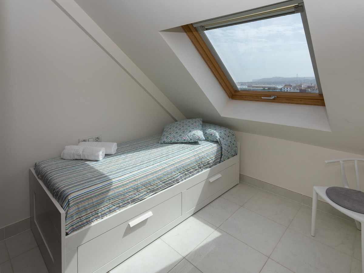 Penthouse 3 chambres à 150m de plage, vue château - Photo 21