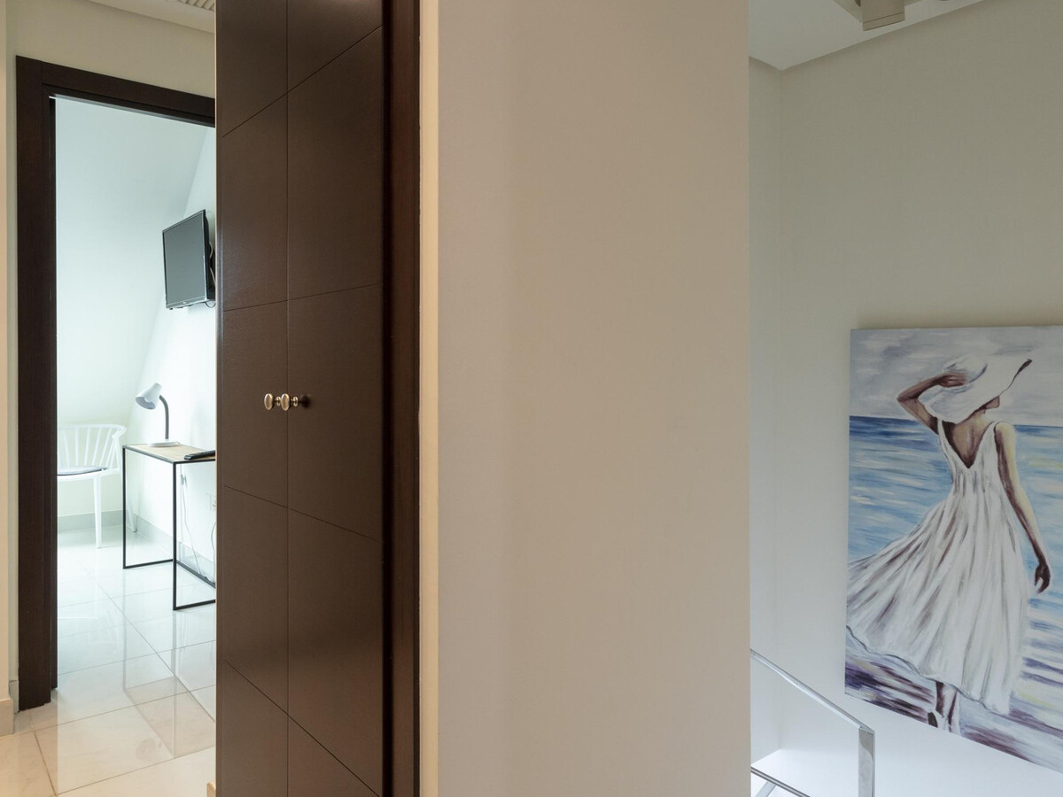 Penthouse 3 chambres à 150m de plage, vue château - Photo 31