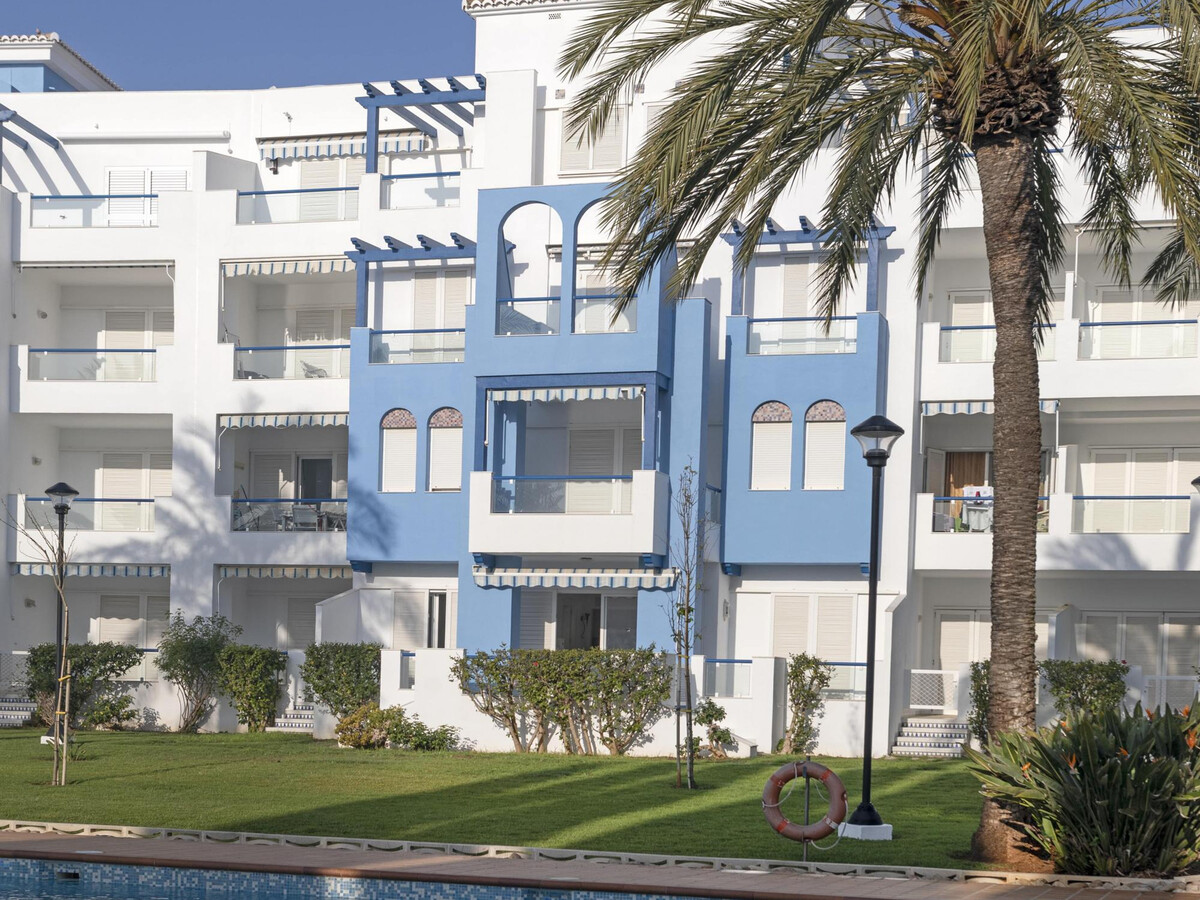 Appartement RDC Terrasse, 2 Chambres à 100 m de la Plage - Photo 4