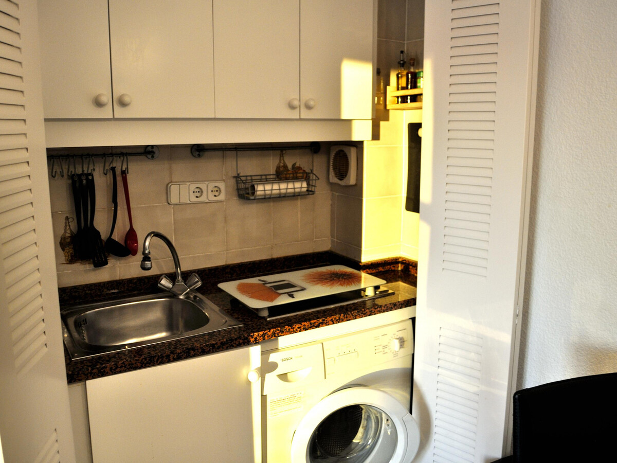 Appartement rénové 100m plage, piscine à Denia - Photo 9