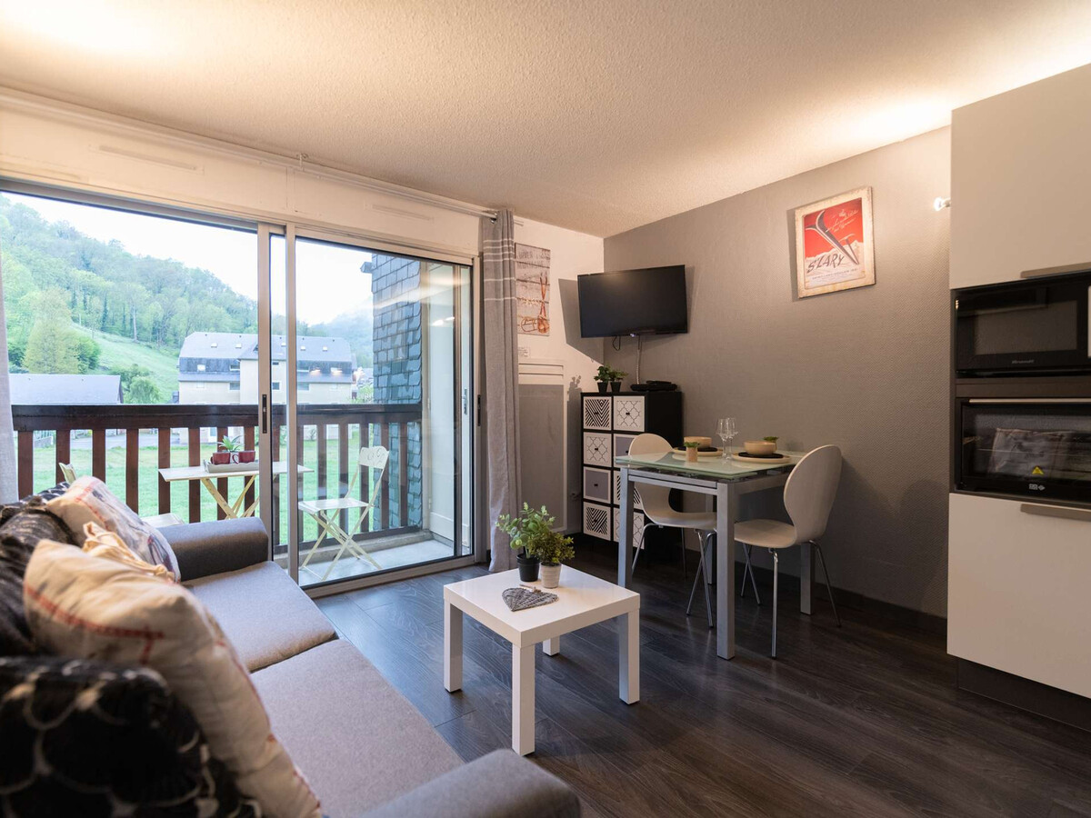 Appartement 4 pers. rénové, balcon sud, vue Pyrénées - Photo 1