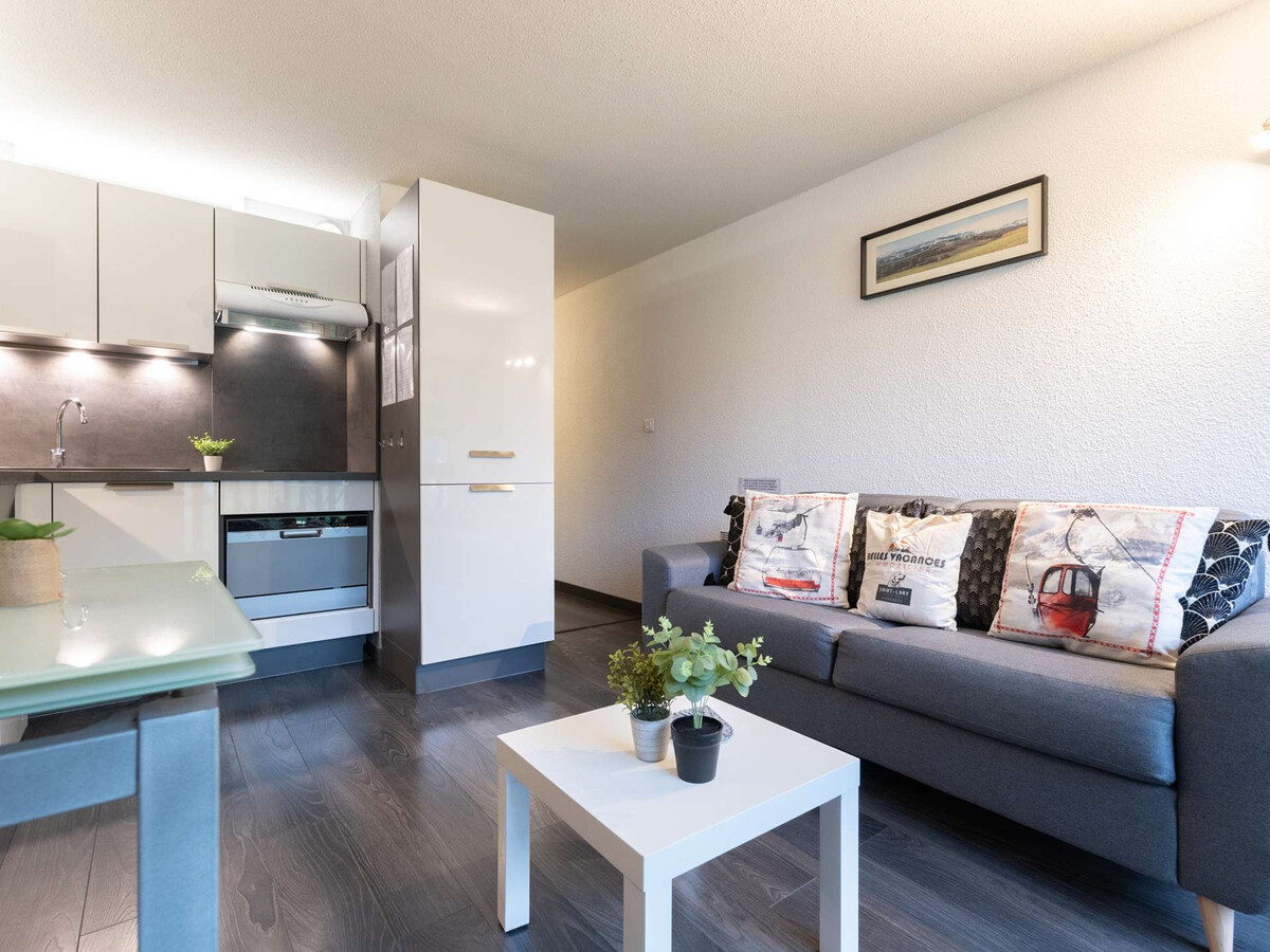 Appartement 4 pers. rénové, balcon sud, vue Pyrénées - Photo 4