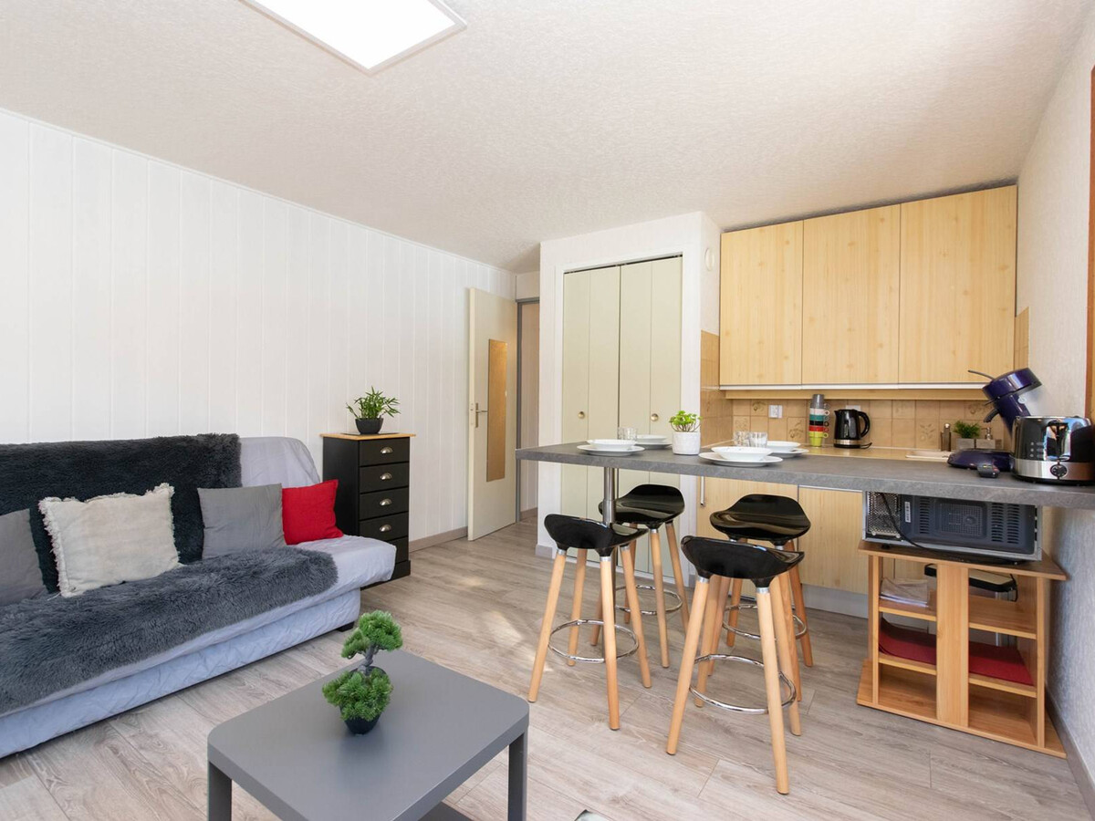 Appartement rénové proche téléphérique avec parking privé - Photo 3