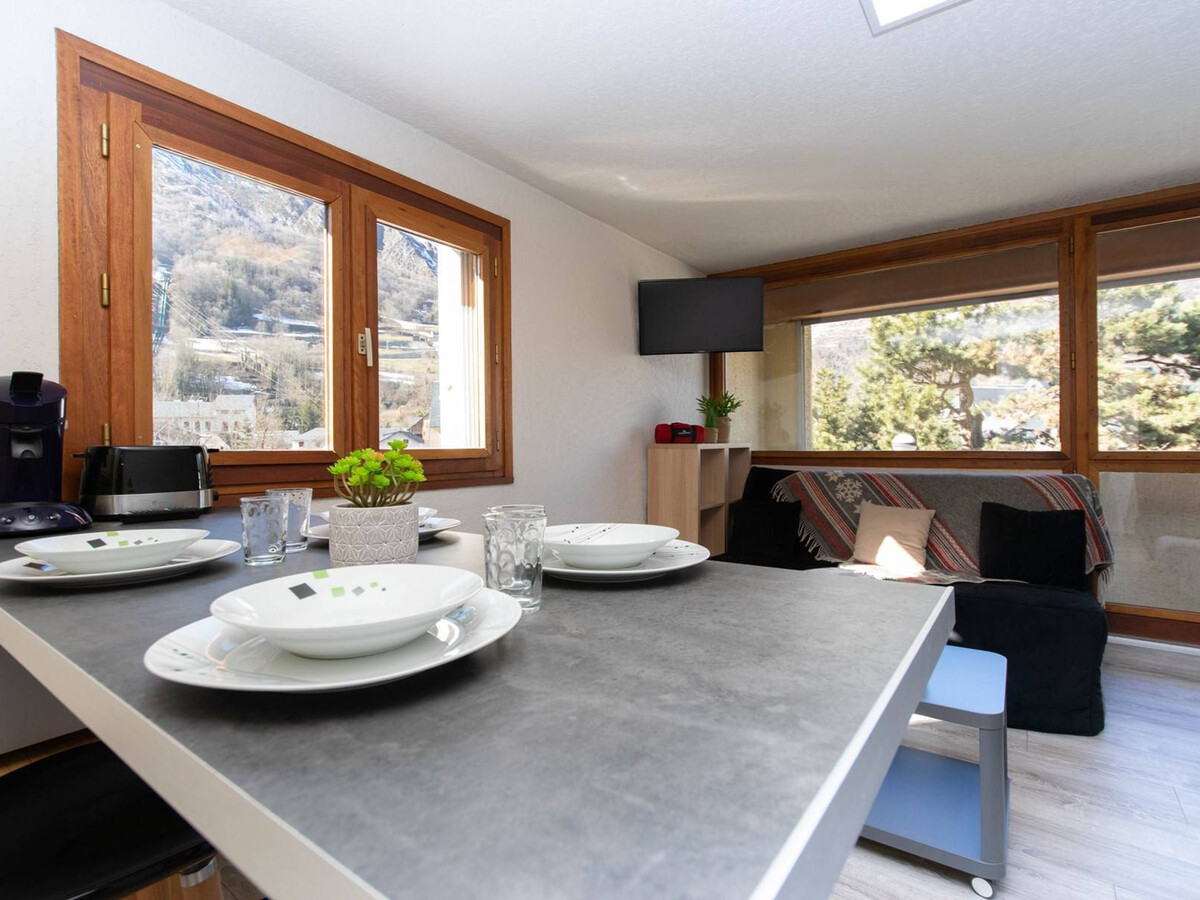 Appartement rénové proche téléphérique avec parking privé - Photo 7
