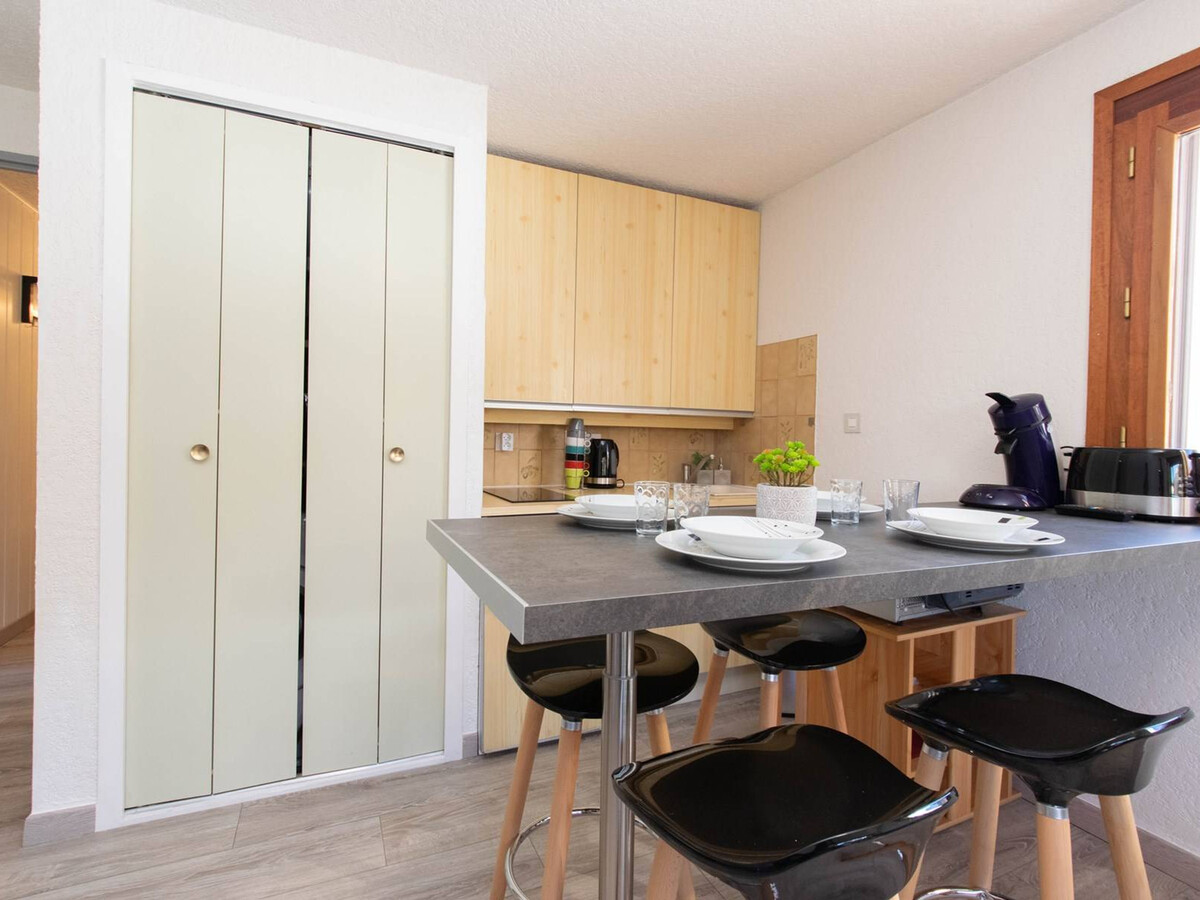 Appartement rénové proche téléphérique avec parking privé - Photo 8