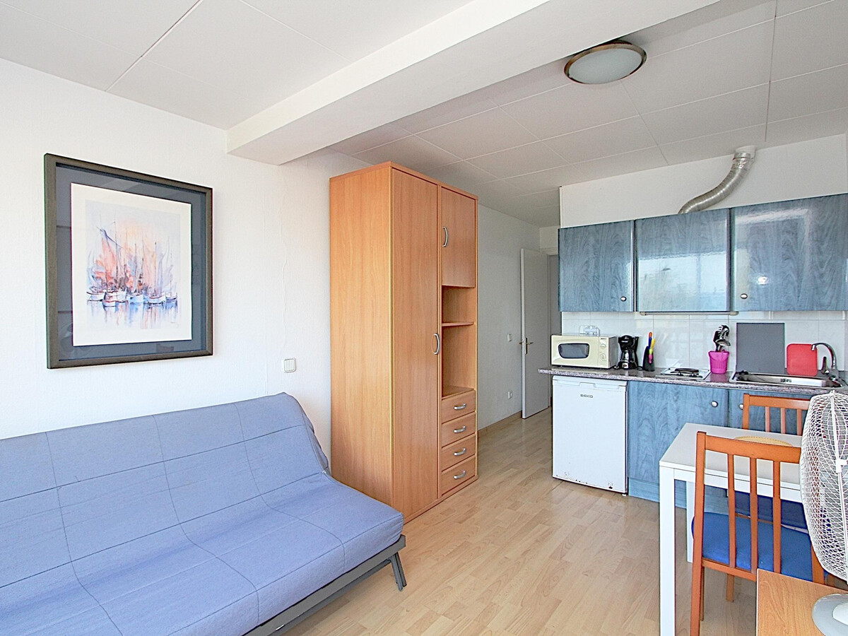 Studio vue mer 1ère ligne, terrasse panoramique à Lloret - Photo 6