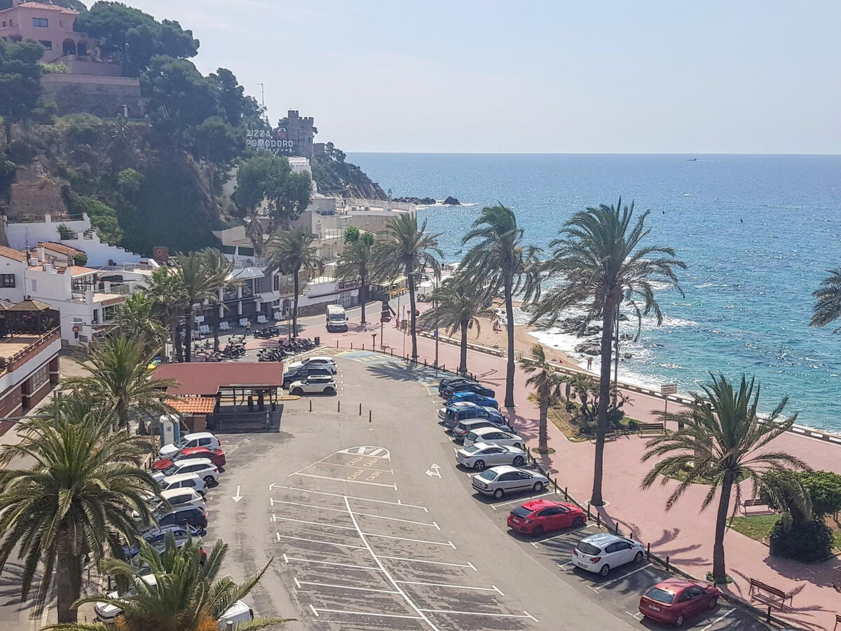 Studio vue mer 1ère ligne, terrasse panoramique à Lloret - Photo 10