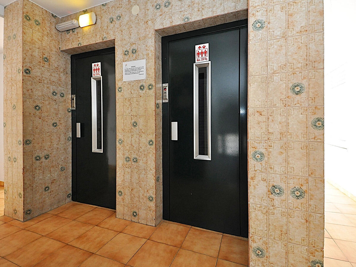 Appartement face à la mer, première ligne plage Lloret - Photo 15
