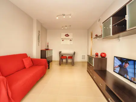 Appartement Fenals, Lloret de Mar : terrasse, 3 piscines et jardin : photo 7