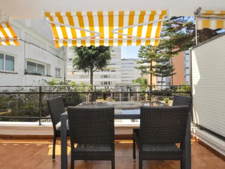 Appartement 2 chambres avec terrasse 18m² à 150m de plage : photo 2