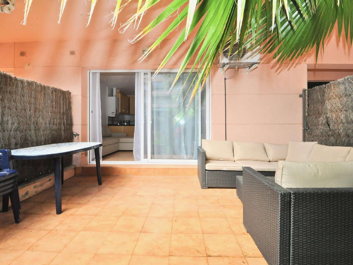 Appartement 40m² terrasse privée, piscine communautaire, 400m de la mer - Photo 7