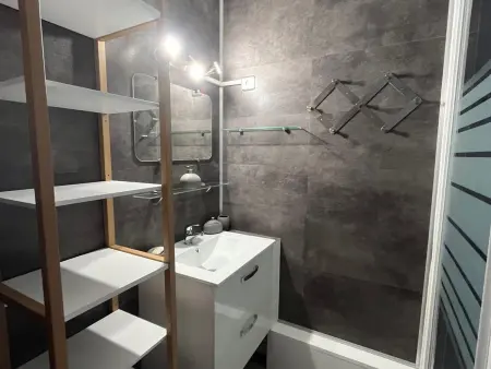 Studio cabine 4 pers. avec balcon sud, Villard-de-Lans : photo 5