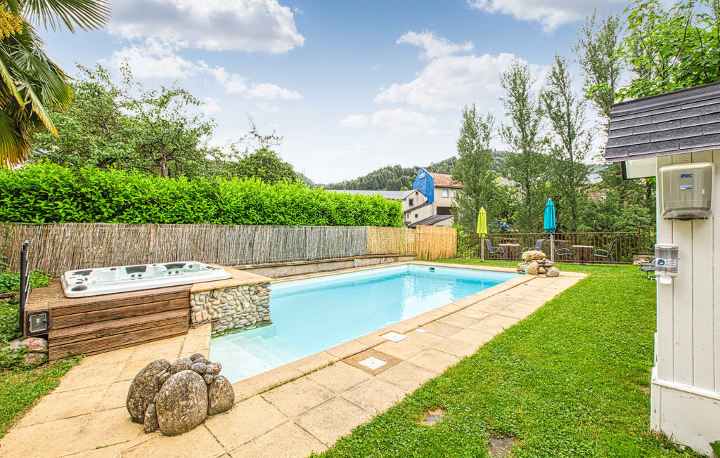 Appartement avec piscine et jacuzzi à Saint-Jean-du-Bruel - Photo 9
