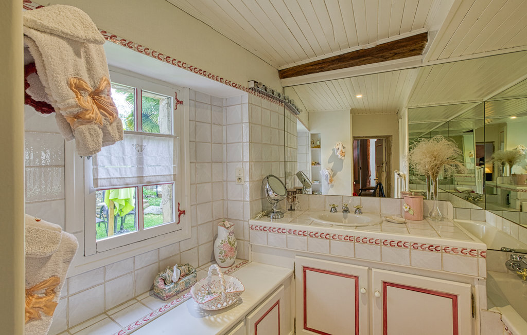 Appartement avec piscine et jacuzzi à Saint-Jean-du-Bruel - Photo 27