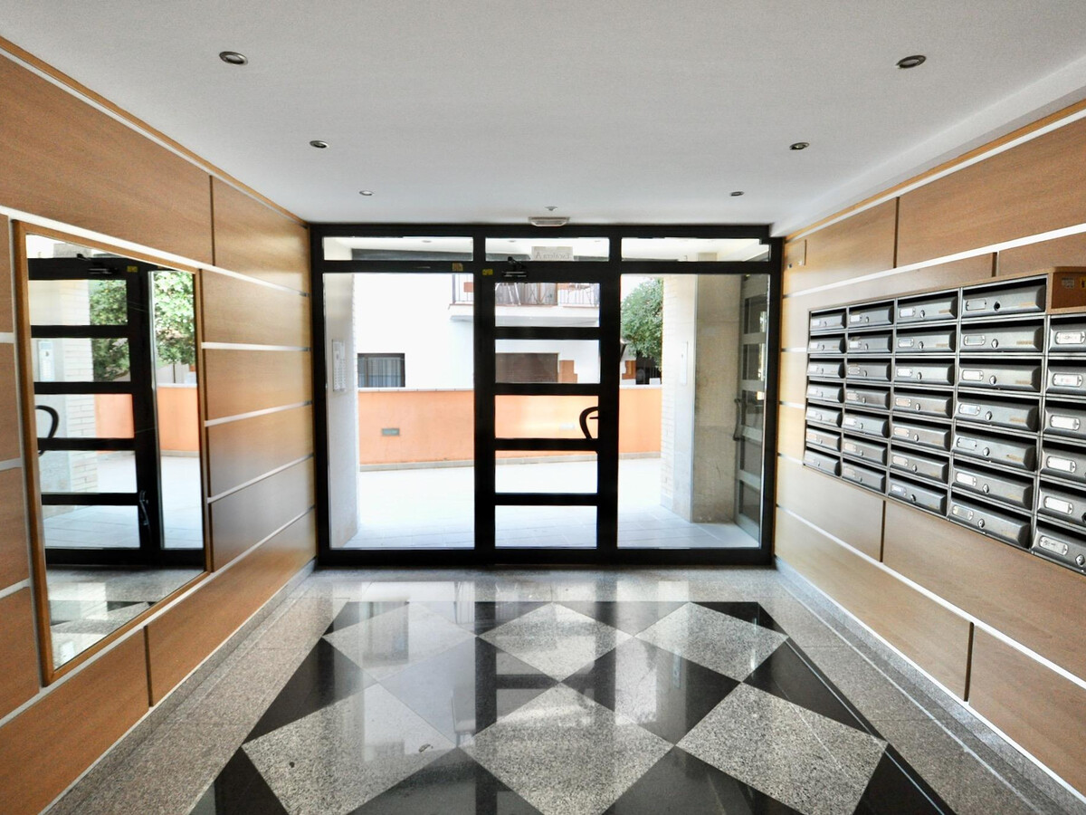 Appartement 4 pers. centre Lloret, 250m plage et terrasse - Photo 12