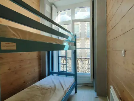 Appartement 2 chambres centre-ville Cauterets, casier à ski : photo 7