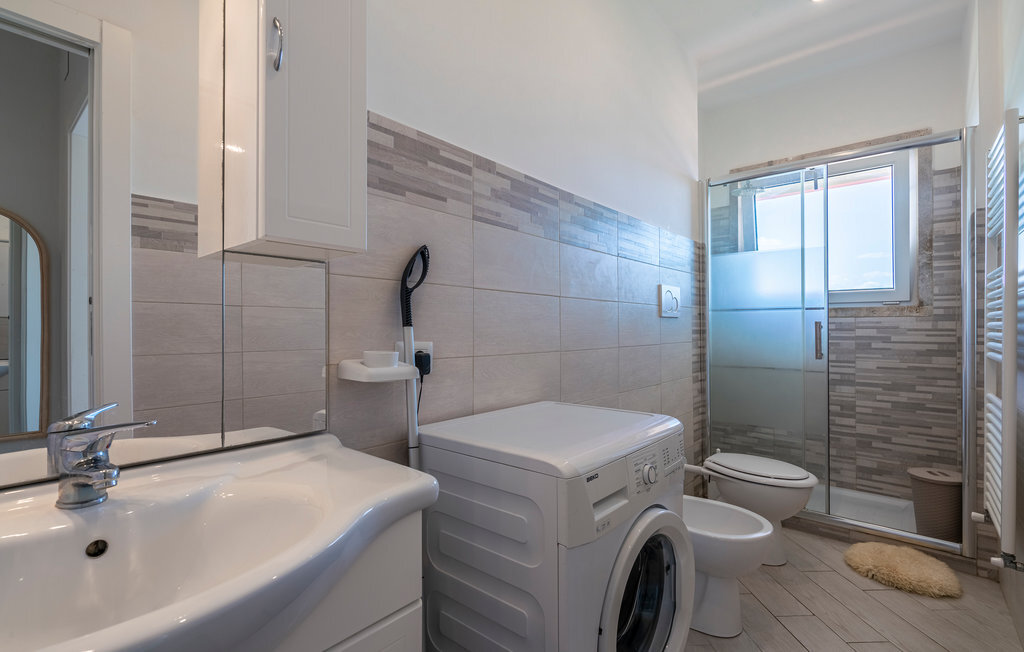 Appartement vue mer à Marinella di Sarzana, 10 m de la plage - Photo 25
