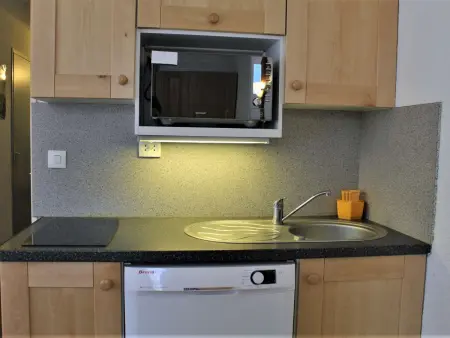 Appartement 3 pièces Risoul 1850, 100 m des pistes : photo 6