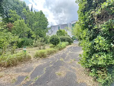 F2 climatisé PMR avec terrasse à Lamalou-les-Bains : photo 14