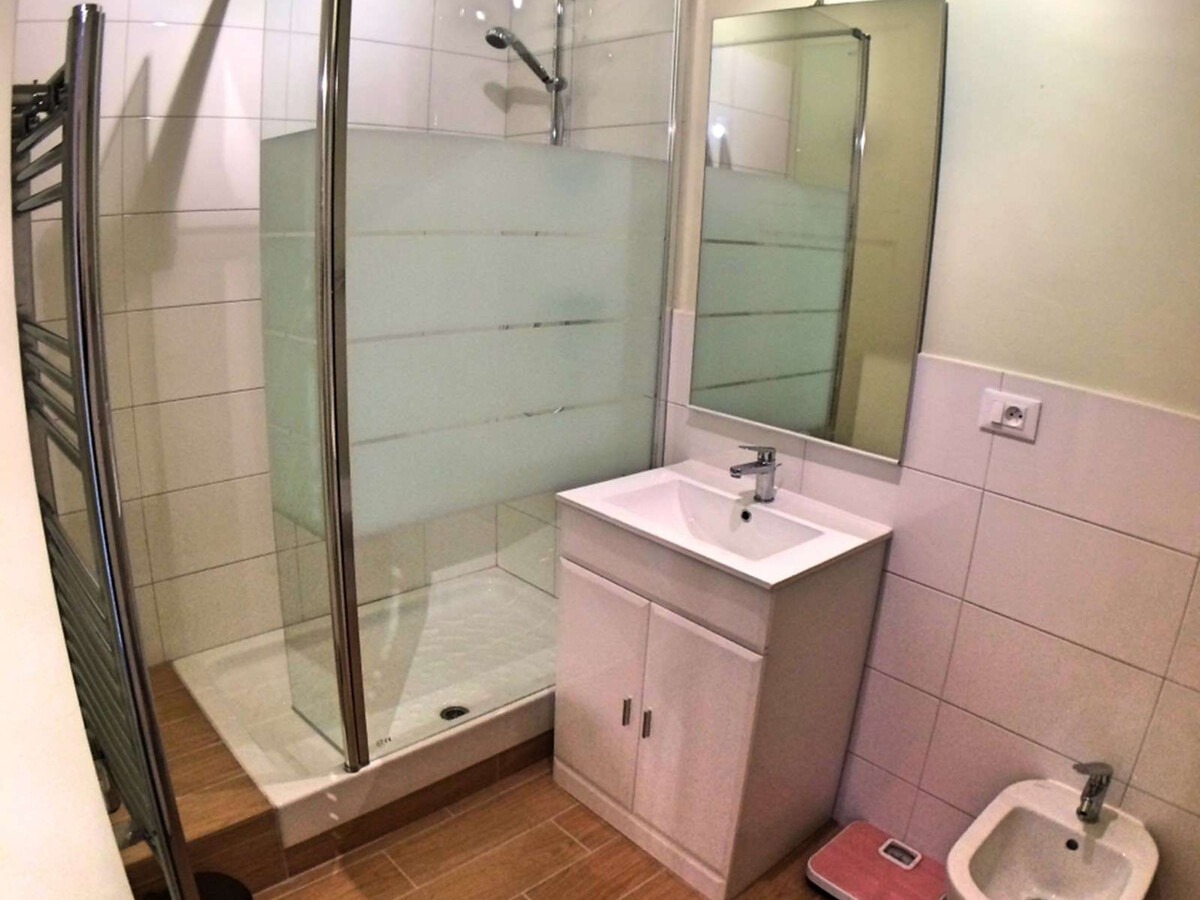 Appart 2P cabine 40m², 50m des pistes à Vars - Photo 8