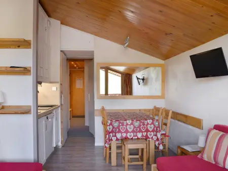Location appartement à Belle Plagne, Appartement fonctionnel de 2 pièces avec balcon et casier à ski