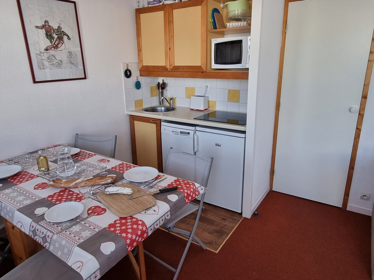 Studio 24m² 50m pistes, terrasse et barbecue - Photo 4