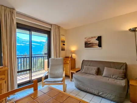 Studio rénové avec balcon Sud face aux pistes à Flaine : photo 2