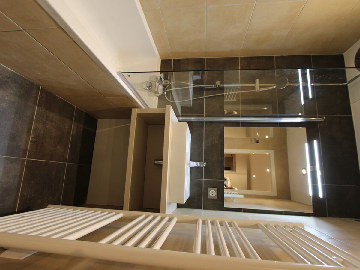 Studio mezzanine 35m² – Val-d'Isère centre, 5 personnes - Photo 7