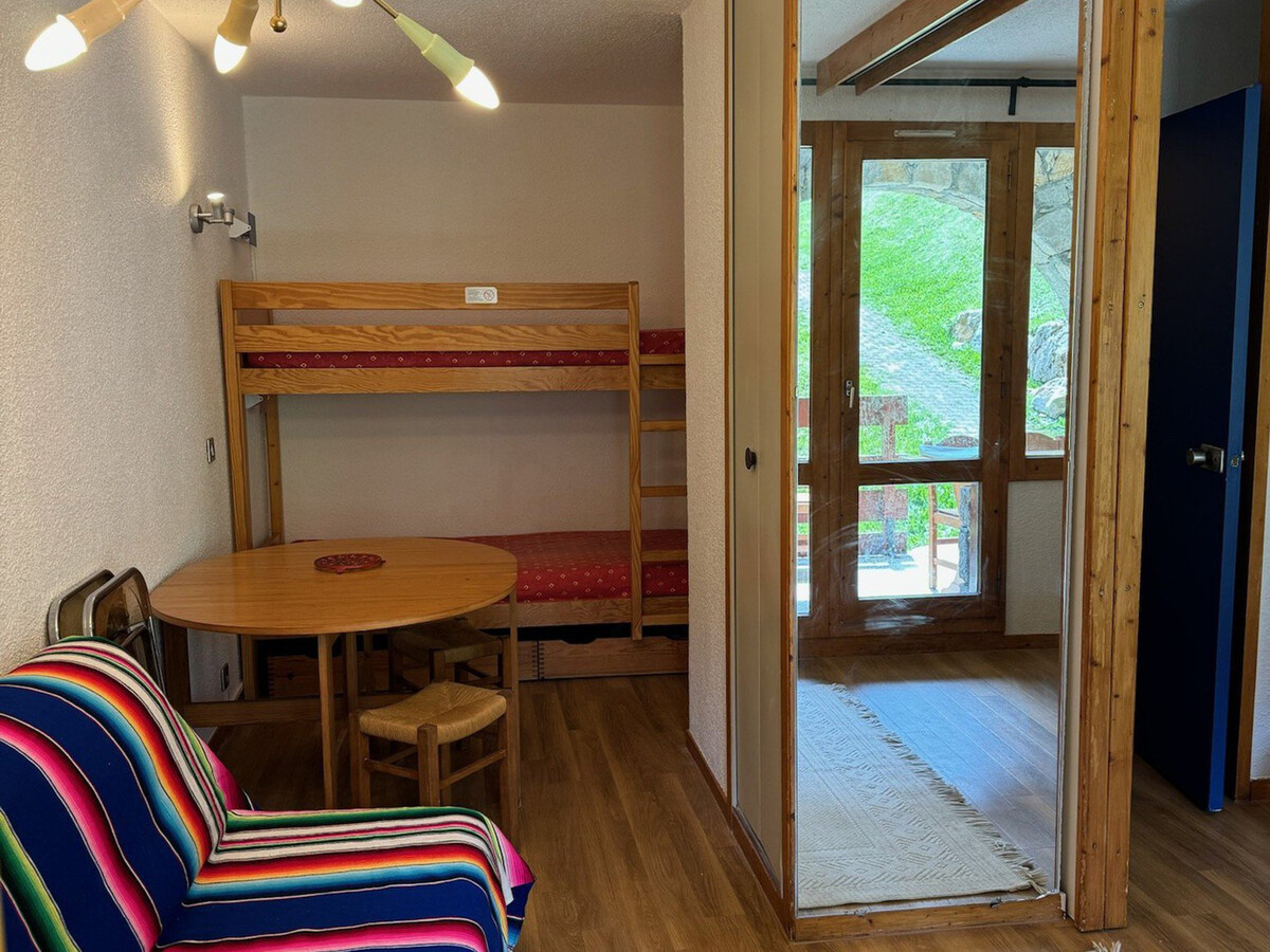 Studio divisible 4 pers au cœur de la station, animaux admis, vue pistes - Photo 4