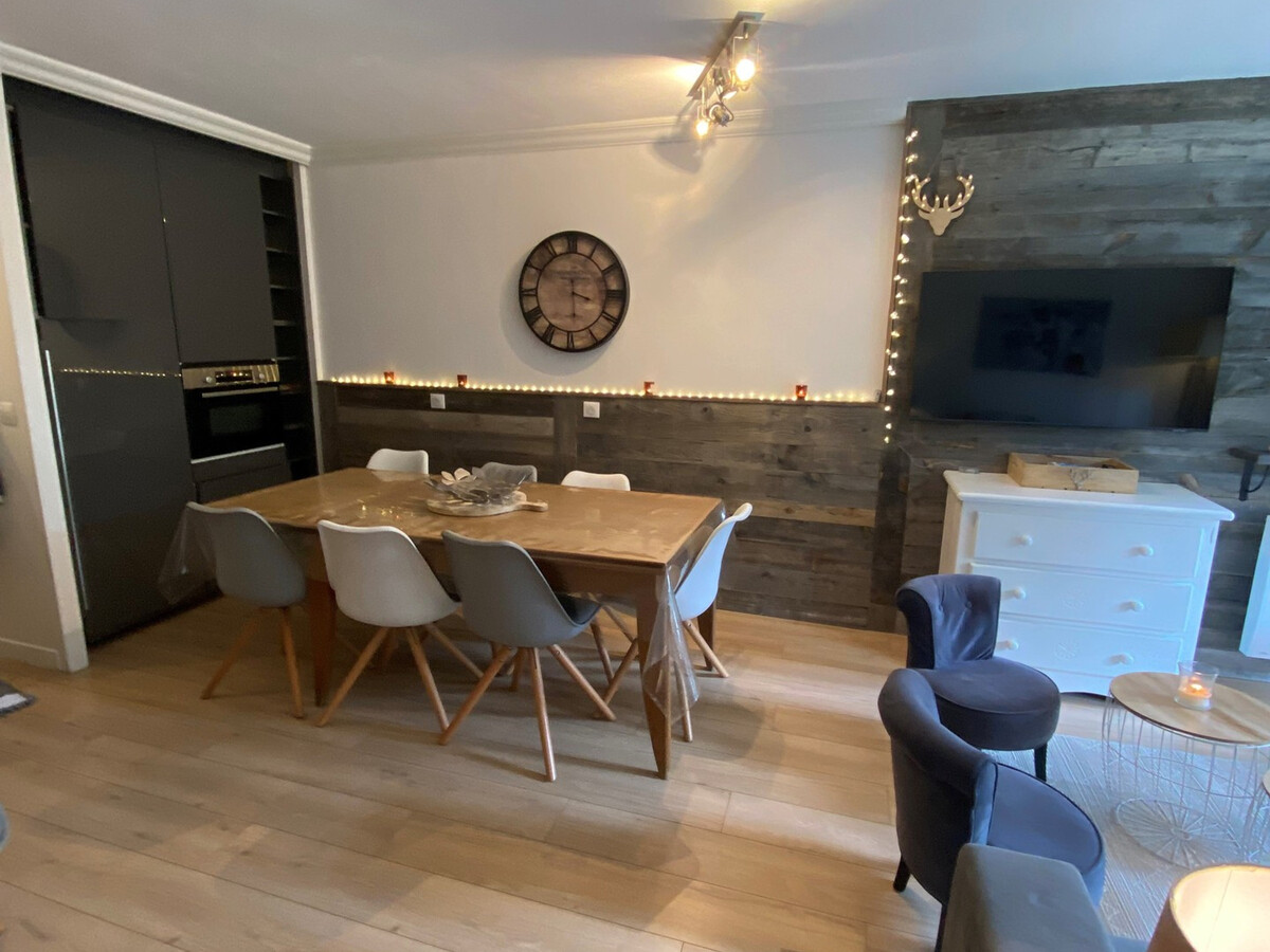 Appartement 54m² rénové, 8 personnes, balcon sud-ouest et parking - Photo 3
