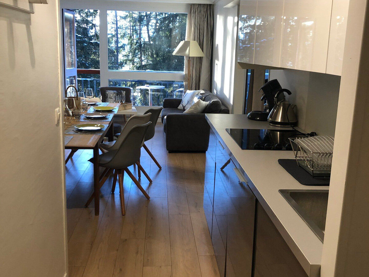 Appartement 54m² rénové, 8 personnes, balcon sud-ouest et parking - Photo 4