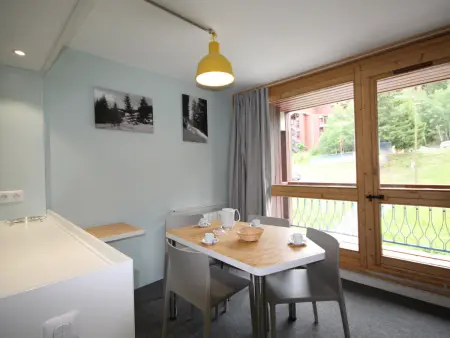 Location appartement à Les Arcs 1800, Studio rénové calme 5 pers · Balcon · Wi-Fi
