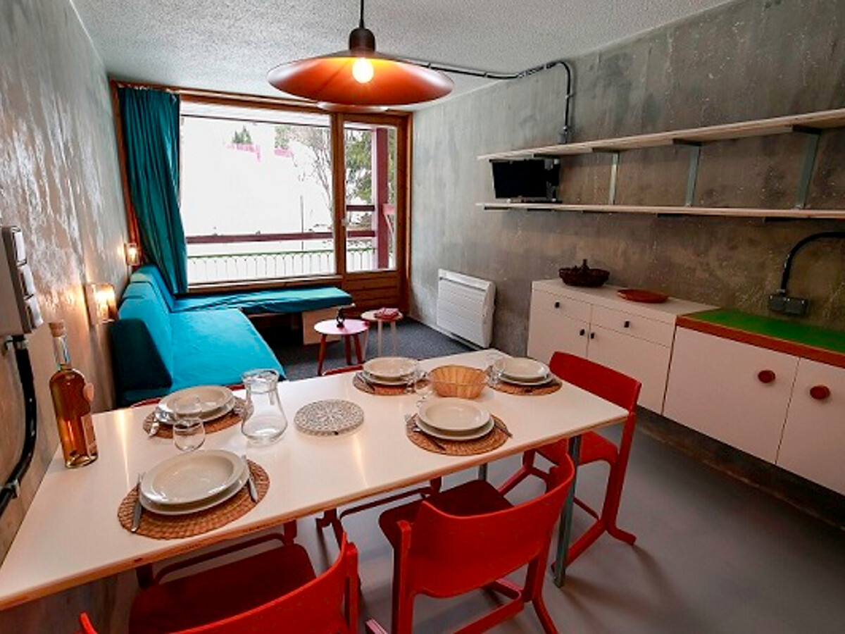 Studio rénové 27m² aux pieds des pistes, balcon Sud - Photo 3