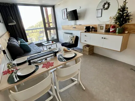 Location appartement à Les Arcs 2000, Studio rénové proche centre, balcon, 5 couchages, WIFI inclus